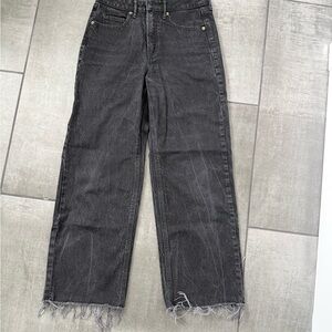 Old Navy Extra High-Rise Sky-Hi Wide-Leg Jeans - 4 Petite